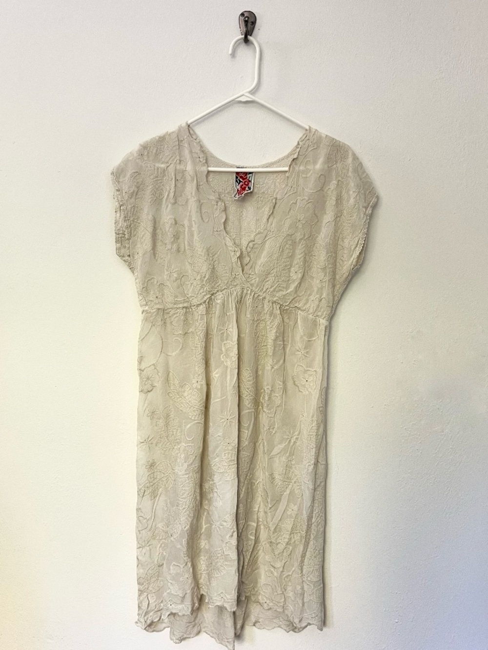 Johnny Was Ivory Embroidered High Low Cupra Rayon Dress M